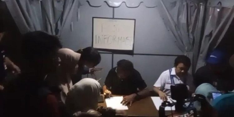 Posko Informasi untuk Keluarga Korban Kecelakaan Kereta di Bekasi Dibuka