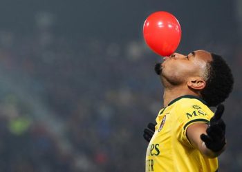 Mahal tapi Tak Maksimal, Nkunku Jadi Contoh Transfer Gagal AC Milan?