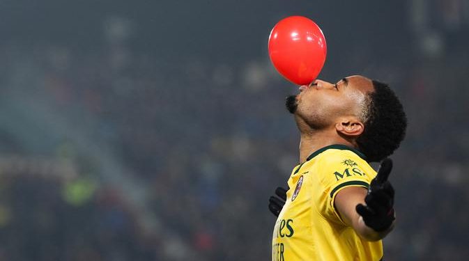 Mahal tapi Tak Maksimal, Nkunku Jadi Contoh Transfer Gagal AC Milan?