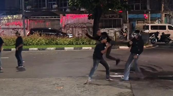 Kasus Pengeroyokan Viral di Kemayoran, 2 Tersangka Ditangkap Polisi