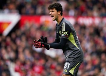 Senne Lammens Diprediksi Menjadi Kiper Utama Manchester United Selama Sepuluh Tahun