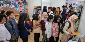 7 dari 100 Penduduk Termasuk dalam Kategori Setengah Menganggur
