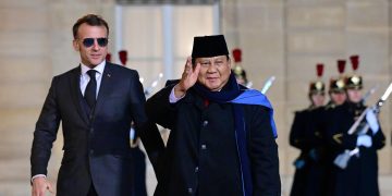 Prabowo Salat Idul Adha di Paris