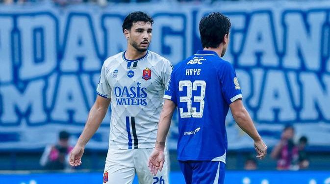 Hasil Pertandingan Persib Bandung vs Persijap: Pangeran Biru Juara Dengan Hasil Minimal