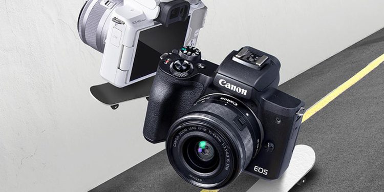 Kamera Mirrorless Serbaguna Canon EOS M50 Mark II untuk Kreator Konten dan Vlogger Handal