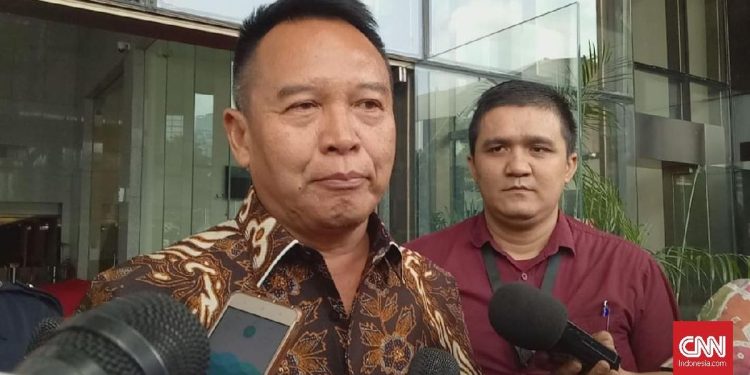Kritik TB Hasanuddin atas TNI yang Membubarkan Nobar Film Pesta Babi