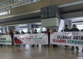 Kronologi Pembebasan 9 WNI dan Diplomasi Tiga Negara Menlu Indonesia
