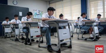 Pramono Siap Tindak Tegas Sekolah Swasta Gratis yang Memungut Biaya