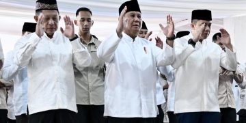 Prabowo Salat Id di Paris dan Gibran di Masjid Istiqlal