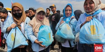 Tuntutan Transparansi Dana Anggaran Sembako oleh ICW pada Hari Buruh