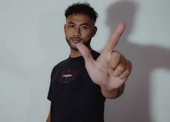 Eks Kiper Persib Bandung Resmi Bergabung dengan Persija Jakarta dan Berstatus Timnas Indonesia
