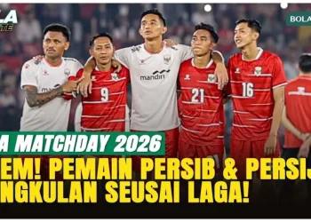 Pemain Persib dan Persija Kompak Menyanyikan Tanah Airku Setelah Pertandingan
