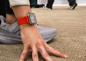 Apakah Smartwatch Masih Berfungsi dengan Tato di Pergelangan Tangan?
