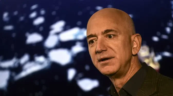 Jeff Bezos Jelaskan Mengapa Kembali Menjadi CEO