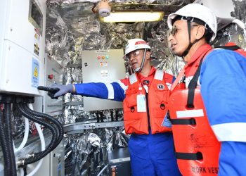 PLTS di Kapal, Emisi Karbon Berkurang 79 Ton per Tahun