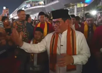 Momen Pramono dan Rano Diiringi Tanjidor pada Puncak HUT Jakarta