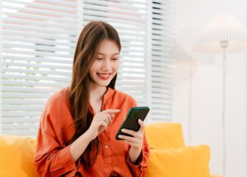 4 Cara Mudah Mengelola Pengeluaran Bulanan Agar Saldo Dompet Digital Aman