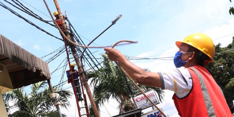 PLN Menanggapi Penyebab Mati Lampu Bergilir di Depok