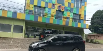 Dua Anggota Polisi di Jambi Diserang Pria Misterius Menggunakan Samurai