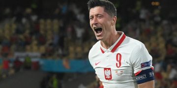 Duel Sengit Berakhir Imbang 2-2 di Warsawa