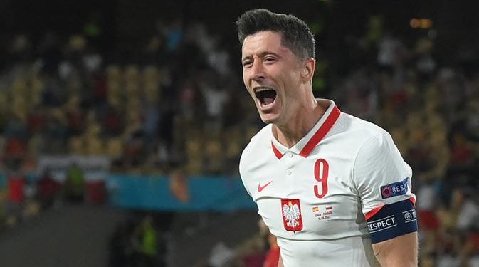 Duel Sengit Berakhir Imbang 2-2 di Warsawa