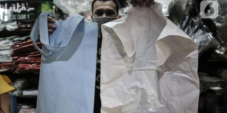 Insentif Bea Masuk untuk Sektor Industri Plastik dari Pemerintah