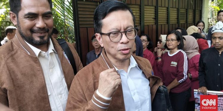 Kata Relawan soal Kasus Ijazah Jokowi yang Berlarut-larut