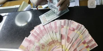 Rupiah Tertekan terhadap Dolar AS Akibat Tarif Impor Trump Hari Ini