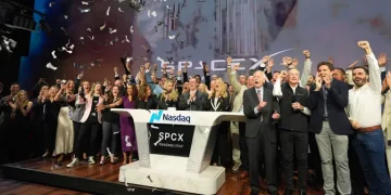 Kekayaan Elon Musk Menurun Sebesar Rp 685,9 Triliun