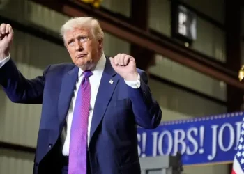 Trump Akui Hubungan dengan Presiden FIFA, Penangguhan Kartu Merah Balogun Jadi Sorotan