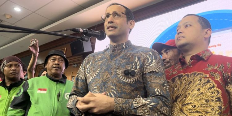 Hakim Lepaskan Nadiem dari Tuduhan Utama Kasus Korupsi Chromebook