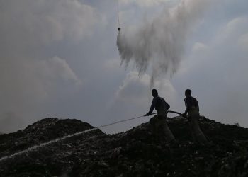 Dugaan Titik Awal Kebakaran TPA Jatiwaringin dari Area Open Dumping