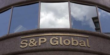 S&P Perkirakan Nilai Tukar Rupiah Rp 17.700 per Dolar bagi Pemegang Dolar