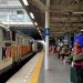 Daftar 13 Kereta Api yang Berhenti di Jatinegara Hari Ini