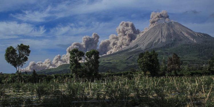 Aktivitas Sinabung Meningkat, Pemerintah Karo Keluarkan Imbauan untuk Warga