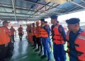 Update Terbaru Operasi Penyelamatan KMP Mutiara Sentosa yang Terbakar di Laut