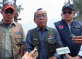 Pratikno Tegaskan Tidak Mundur dari Jabatan Menko PMK