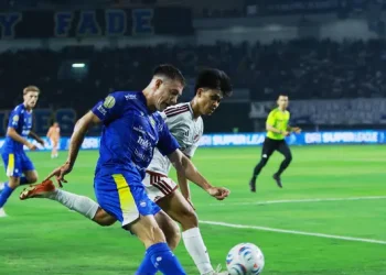 3 Berita Bola Terbaik: Persib Kalahkan PSM