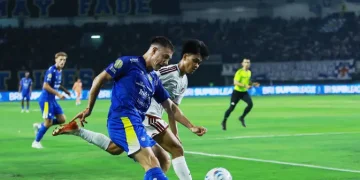 3 Berita Bola Terbaik: Persib Kalahkan PSM