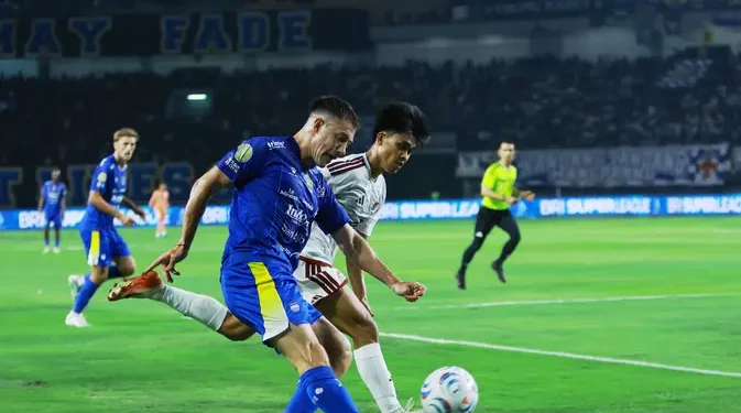 3 Berita Bola Terbaik: Persib Kalahkan PSM