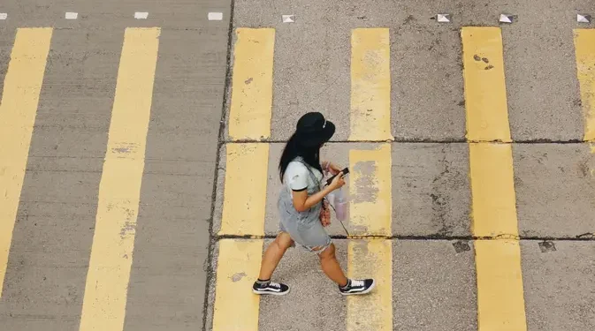 Kecanduan Ponsel Dapat Mengancam Nyawa dan Waktu, Ini Faktanya