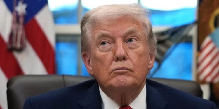 Trump Sepakati Standar Baru Bahan Bakar Minyak di Amerika Serikat