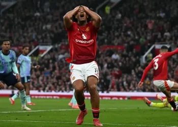 Joshua Zirkzee Akan Tetap Bermain untuk Manchester United pada Musim 2026/2027