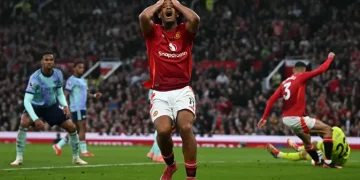 Joshua Zirkzee Akan Tetap Bermain untuk Manchester United pada Musim 2026/2027