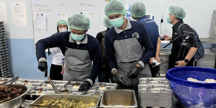 Purbaya Akan Pangkas Anggaran MBG, Pegawai Kemenkeu Terlibat Mengawasi