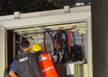 Pria Tanpa Identitas Meninggal di Gardu LRT Pancoran Sambil Membawa Gergaji Besi
