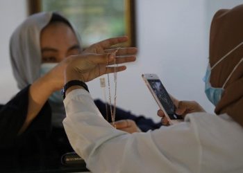 Perusahaan Gadai Dapat Persetujuan OJK untuk Perluas Usaha ke Nasional