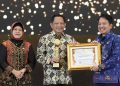Kemendagri Dapatkan Penghargaan BPS karena Optimalisasi Data Statistik