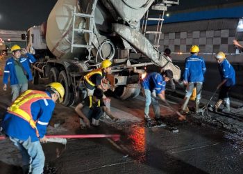 Viral Mobil ASN di Pekalongan Melanggar Jalan yang Sedang Dicor