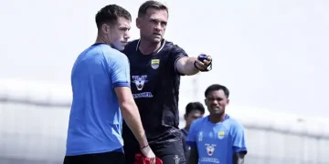 Persib Bandung Tetap Tenang Menanggapi Klaim Pelatih Cong-Viettel